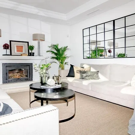 Apartment Villa Brisa Marina With Pool
