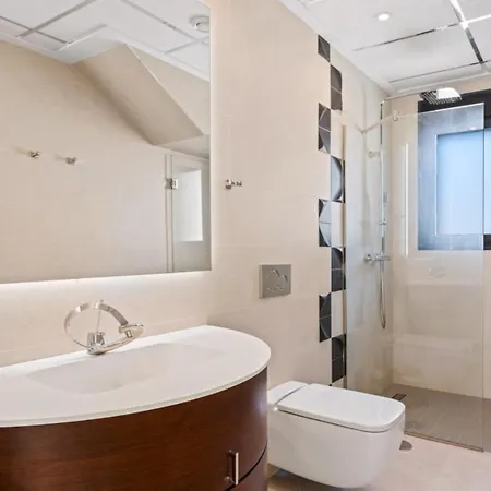 Apartment Villa Brisa Marina With Pool *